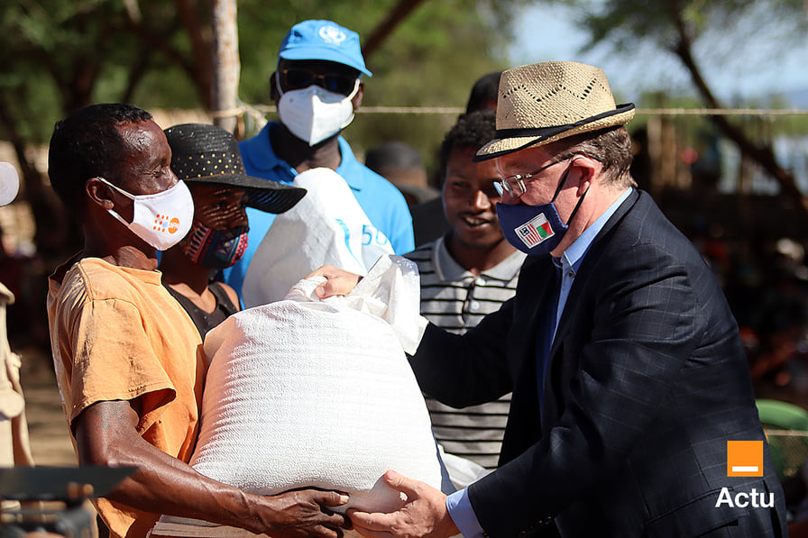 Le gouvernement américain offre 100 millions de dollars pour améliorer la  sécurité alimentaire dans le sud et le sud-est de Madagascar